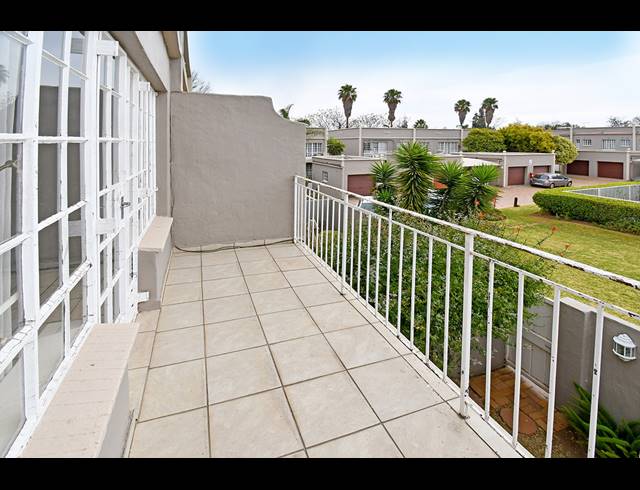 4 BEDROOM TOWNHOUSE FOR SALE IN EDEN GLEN